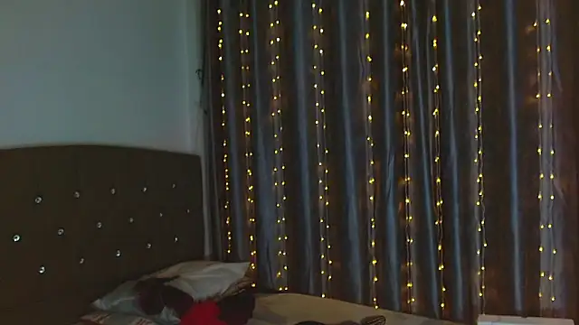 Kenisha_Sweet live sex cam