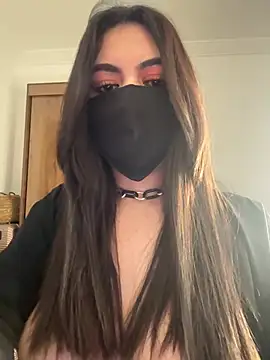 Hot-Sarah-arab live sex cam