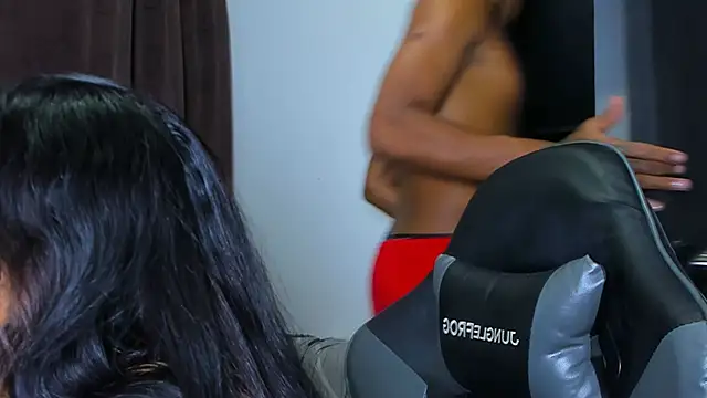 violet_and_myers live sex cam