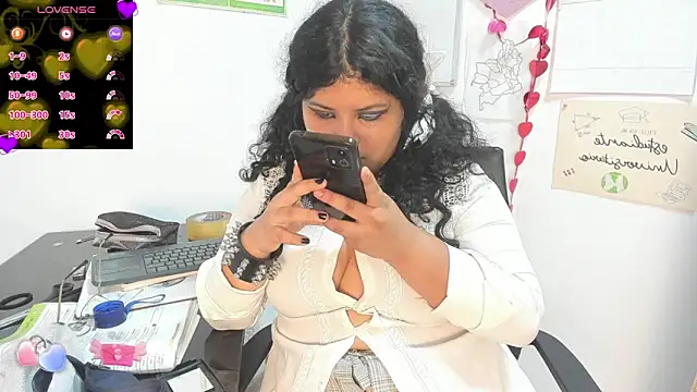 Jessica_Beltrann's cam snapshot