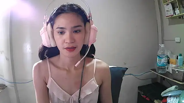 GenevaNicarry's cam snapshot