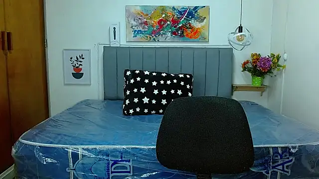 Scarlett_Lucia's cam snapshot