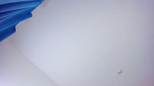 Aleja_arango1 live sex cam