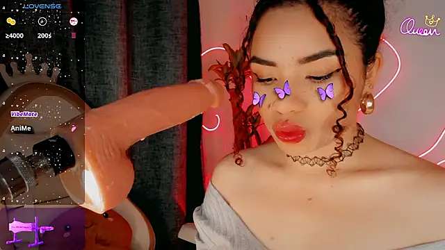 Queen_Deepthroat live sex cam
