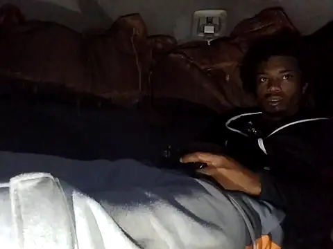 SlimeCrownzOut5 live sex cam