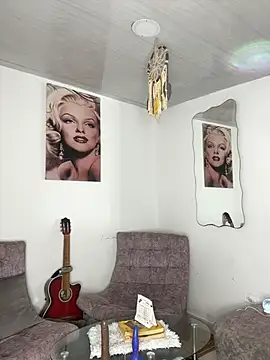 Mydreams69 live sex cam