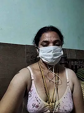 bhavyasri_55's cam snapshot