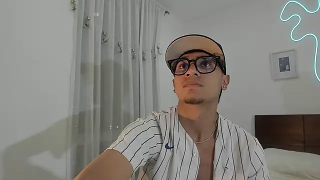 hardcoreheat_ind's cam snapshot