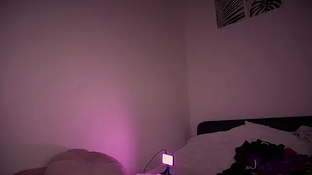 Fairy_Lise97's cam snapshot