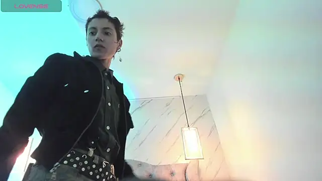 Fieramadame's cam snapshot