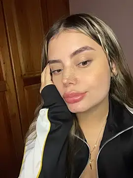 Miss_valeriaa live sex cam