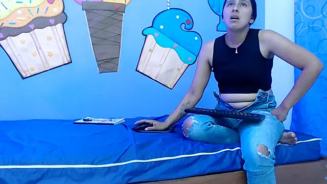 NOVAHOT98's cam snapshot