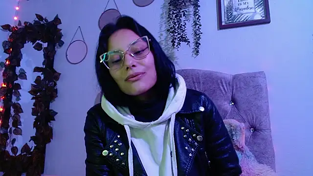 valkiry_'s cam snapshot