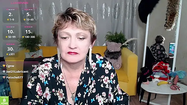 SexyGrandma_'s cam snapshot