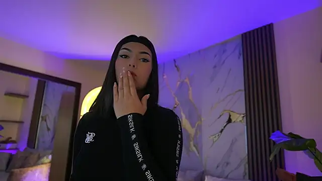 LiaWheeler's cam snapshot