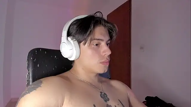 Giordano_Russo live sex cam