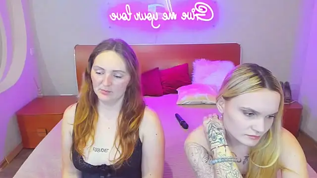 MagicEyess live sex cam