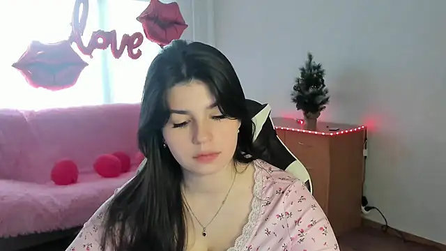 KisaModel live sex cam