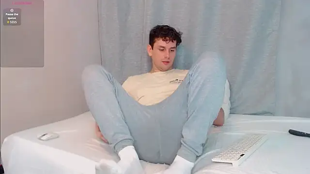 Luc_7's cam snapshot