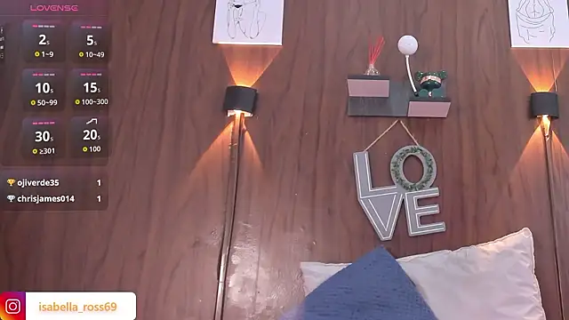 isabella__09's cam snapshot