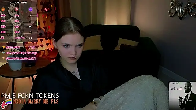 Dilara_xBaby's cam snapshot