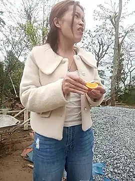 nangmo's cam snapshot