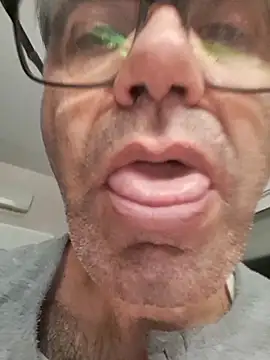 delfi6's cam snapshot