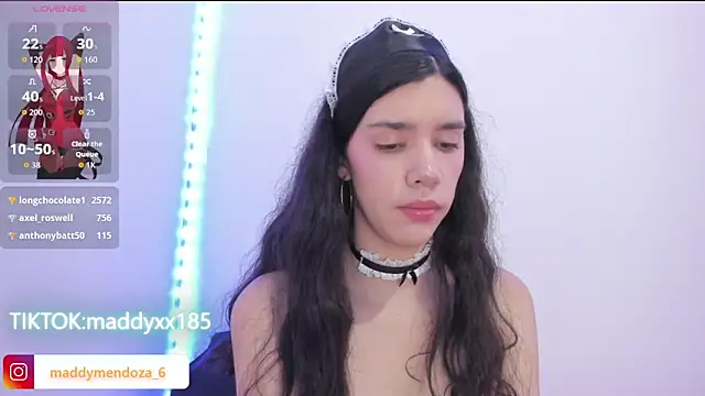 MaddyMendozaxx's cam snapshot