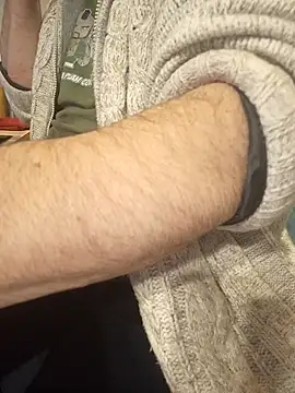 teekoine1's cam snapshot