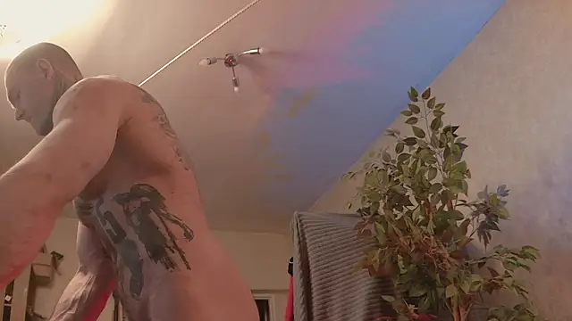 bulatov_xx live sex cam