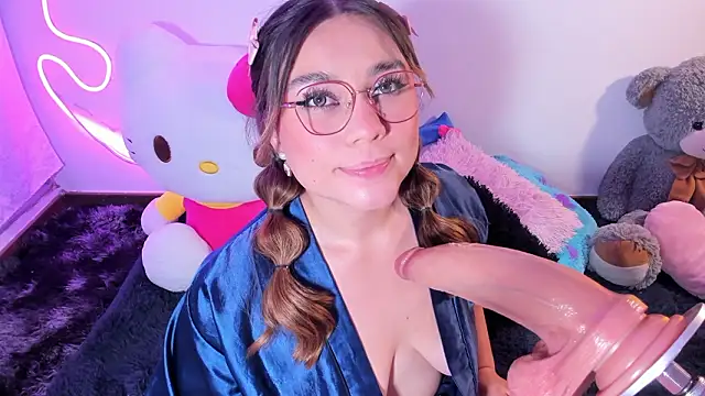 CassieBigass_ live sex cam