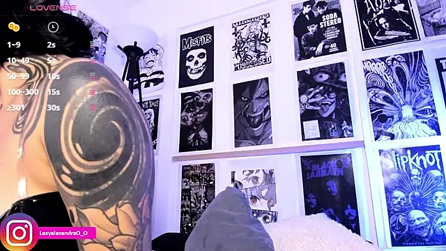 Lexyjoycce live sex cam