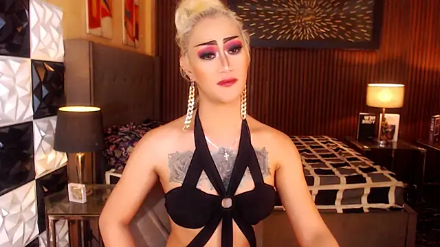 HorseCockDivine live sex cam