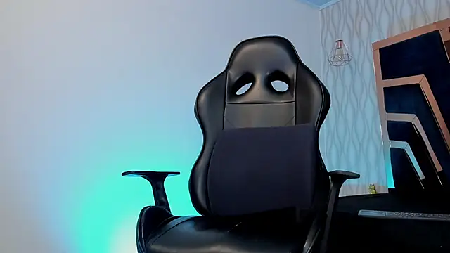 Petesevans live sex cam