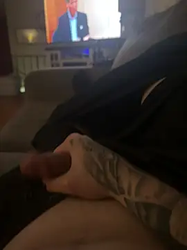 LockingStacks's cam snapshot