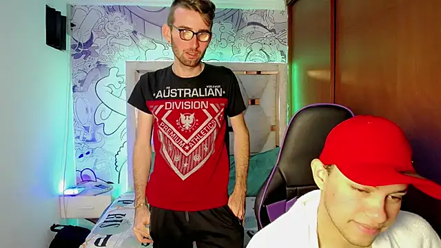 Top_and_bottom's cam snapshot