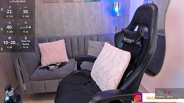 MelanieHudson_'s cam snapshot