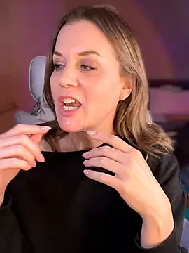 MaiseKnox live sex cam