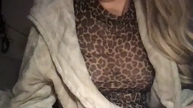 yoursexbabe_10 live sex cam