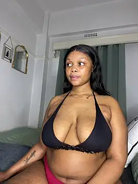 Queen_Tee23's cam snapshot