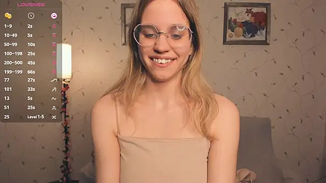 JoanBaggott live sex cam