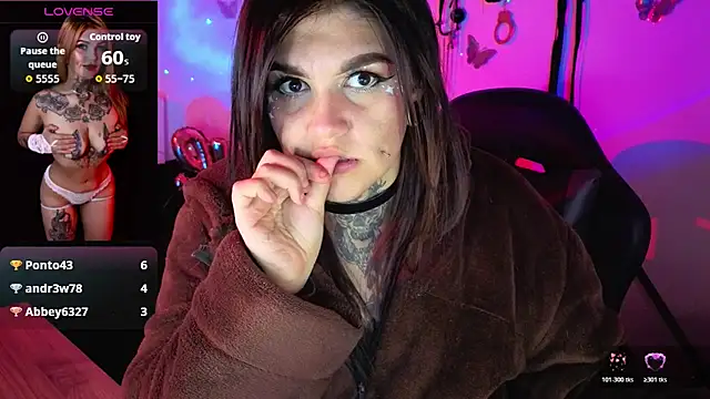 Zoeee_001's cam snapshot