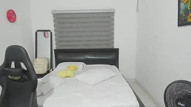 corzoethan live sex cam