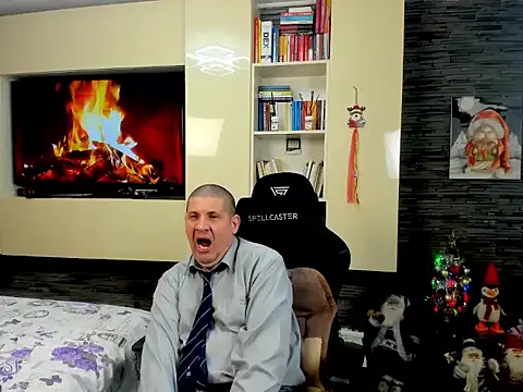 SpartacusDaddy48 live sex cam