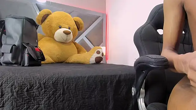 ElektraBomdans live sex cam