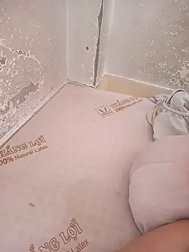 -Lelesuri- live sex cam