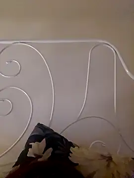 PIEKNAMISIA84 live sex cam