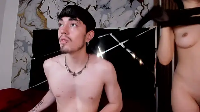 Couple_In_Heat live sex cam