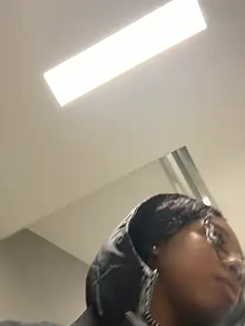 Your_Paris live sex cam