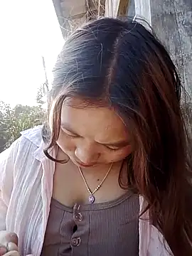 bany-lee's cam snapshot